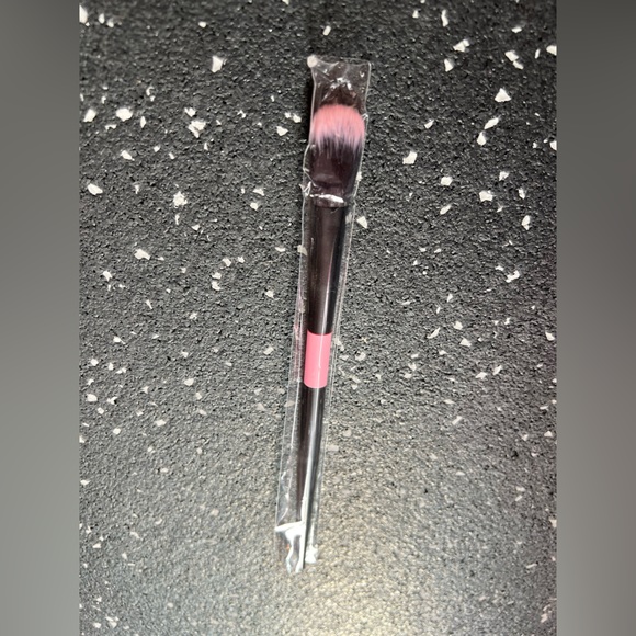 YC COLLECTION | Y02 Glow Brush - Picture 6 of 6